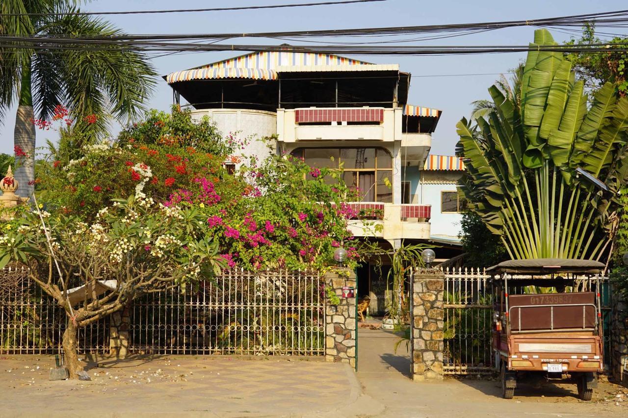 Here Be Dragons Albergue Battambang Exterior foto